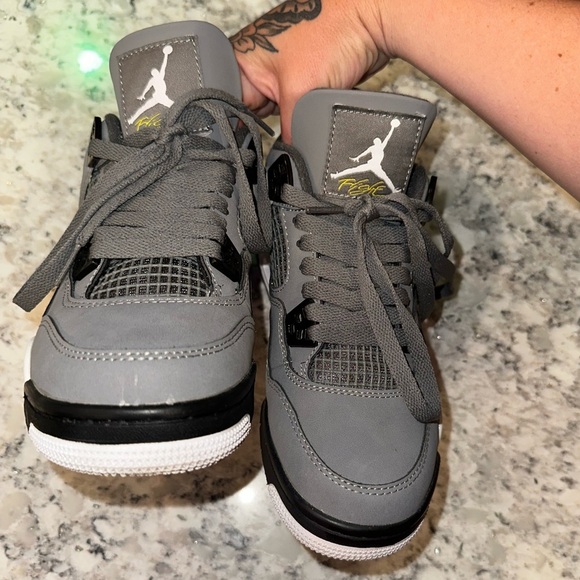 Jordan 4 Retro Cool Grey 2019 - Picture 9 of 11